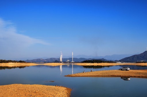 哩啞煙彈「百香果汁」口感測評：酸甜度與擊喉感的平衡點在哪？